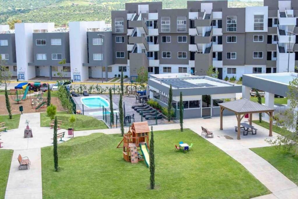 Departamento Completo Y Equipado Con 2 Habitaciones Леон Екстериор снимка